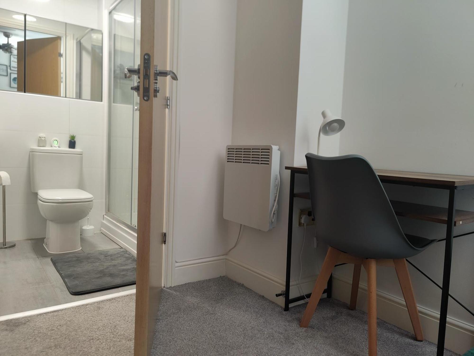 City Centered 2 Bed Serviced Apartment- Sherpa Homes Swindon Exteriör bild